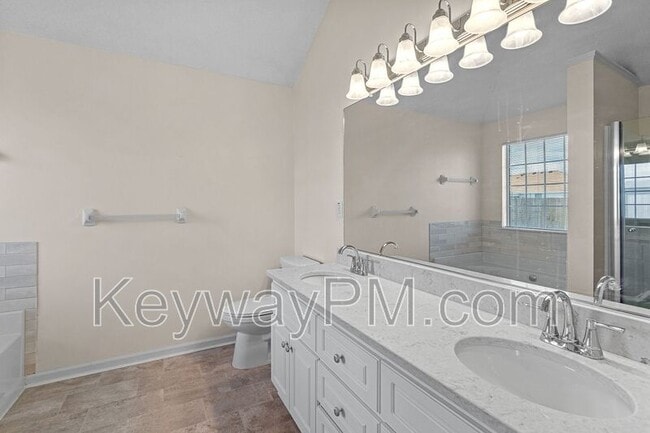 Building Photo - 224 Taylor Cir