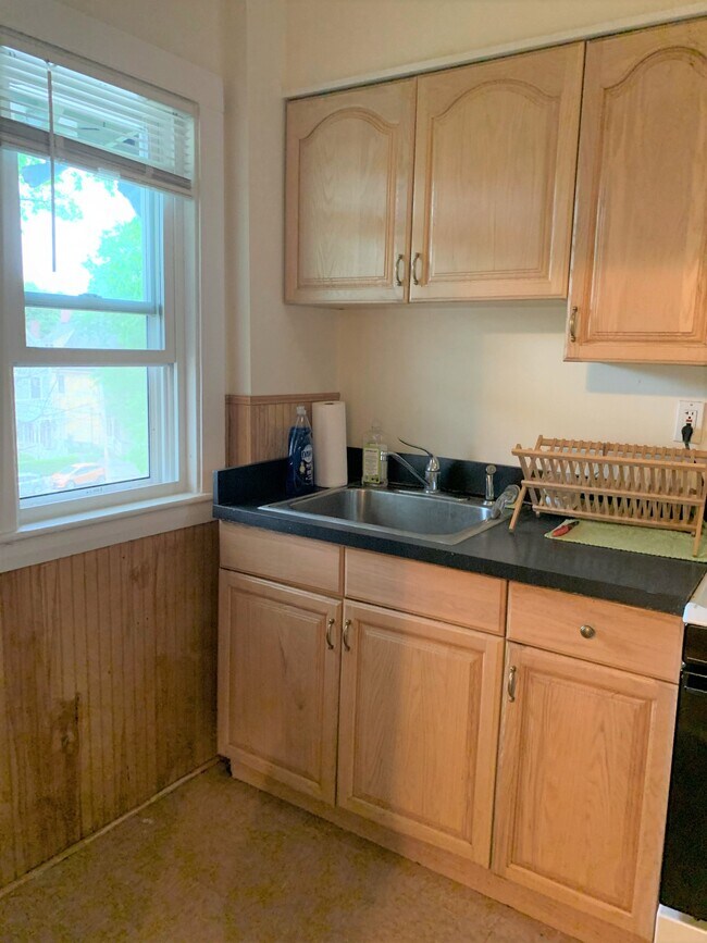 Building Photo - 1617 Massachusetts Ave