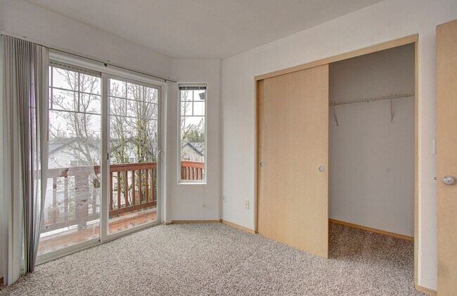 Building Photo - Beautiful 3 Bd 3 Ba Home in Bagley Downs Neighborhood