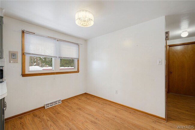 Building Photo - 97 Mitchell Dr