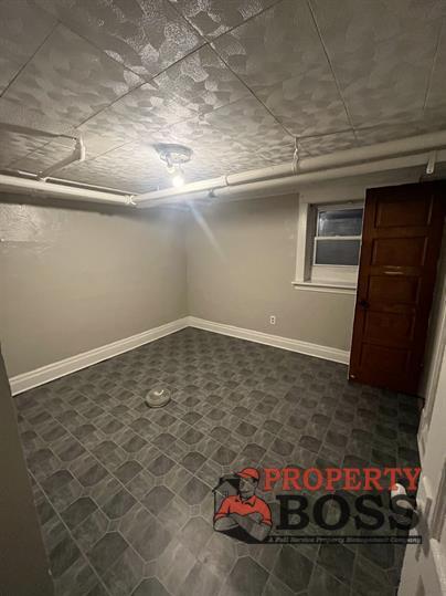 Building Photo - 4515 Magoun Ave