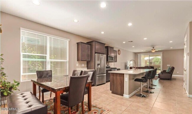 Building Photo - 1953 W Yellowbird Ln