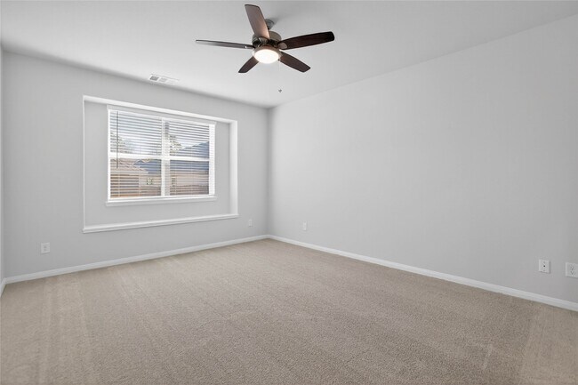 Building Photo - 13320 Burbot Dr