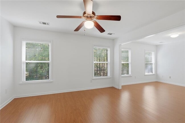 Building Photo - 368 Grayson Way