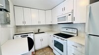 Building Photo - 531 SW 38th Terrace