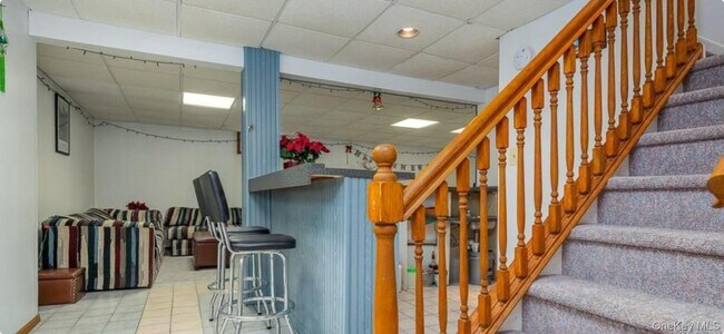 Building Photo - 71 Jolliffe Ave