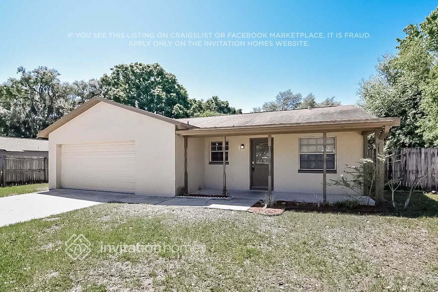 Primary Photo - 419 Forest Oak Dr