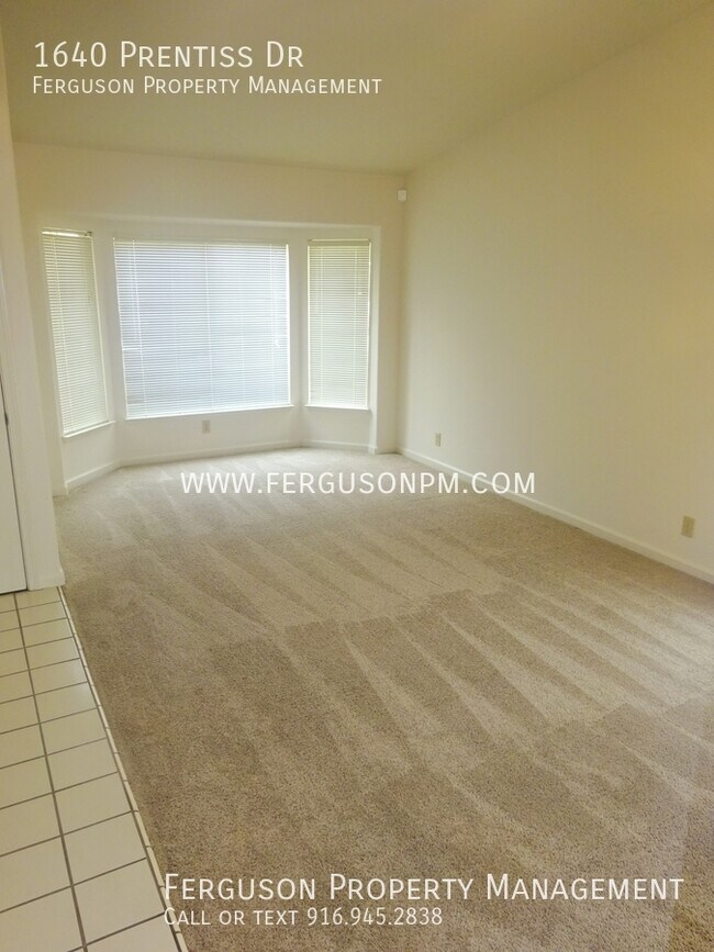 Four Bedroom, Single Story Home in a fanta... 1640 Prentiss Dr