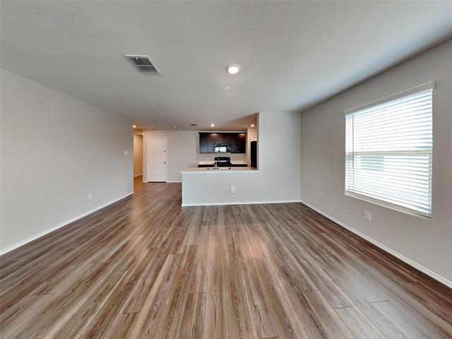 Building Photo - 305 Anvil Dr