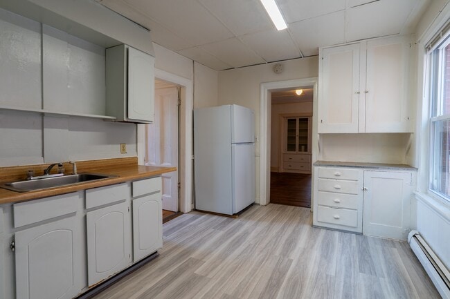 Building Photo - 35 State St