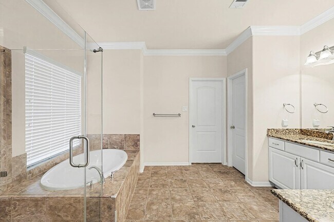 Building Photo - 15103 Russet Bend Ln