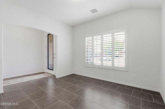 Building Photo - 11381 Bullseye St
