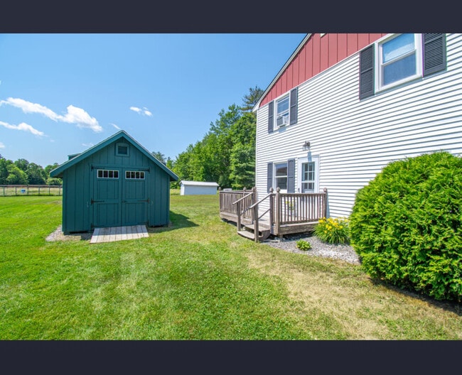 Building Photo - 57 Edgecomb Rd