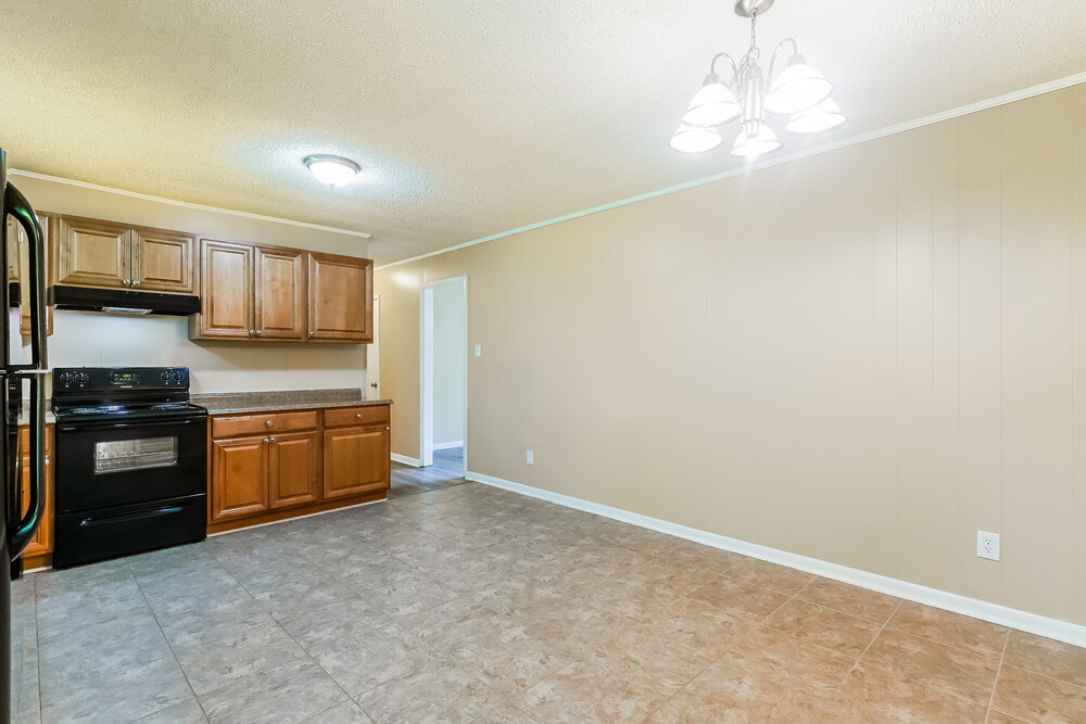 Building Photo - 2415 Rose Ln