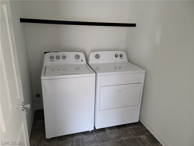 Building Photo - 7743 Pacific Dunes St