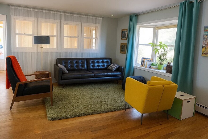 Building Photo - 635 Dewey Ave