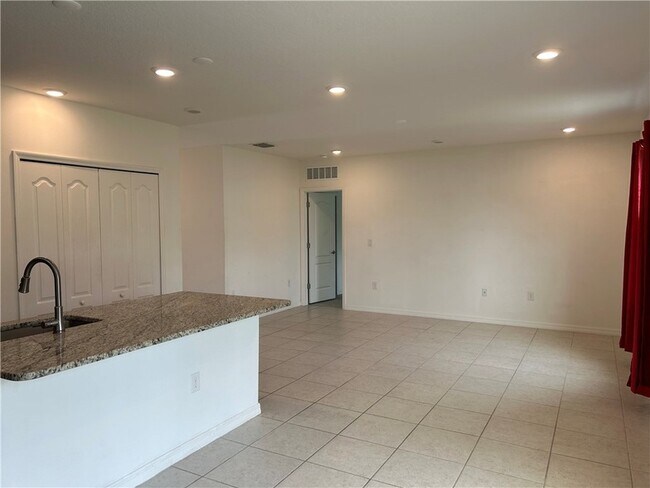 Building Photo - 8046 104th Ct