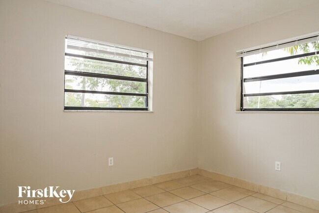 Building Photo - 3453 NW 191st St