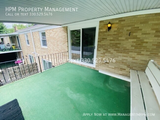 Building Photo - 7165 Starcliff Ave NW