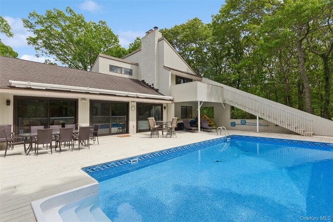 Building Photo - 18 Quail Run