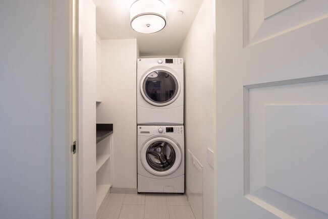 Building Photo - 600 Woodward Ave