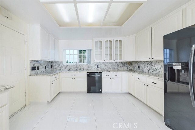 Building Photo - 2255 E Chevy Chase Dr