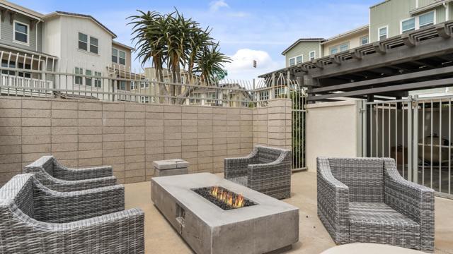 Building Photo - 1103 Plumeria Way