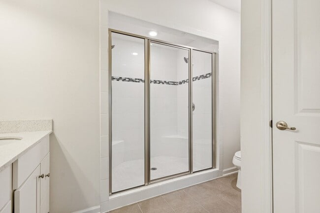 Building Photo - Welcome to this stunning 3-bedroom, 2.5-ba...