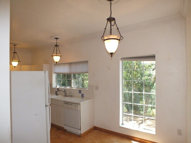 Building Photo - CA460-Norma V. Lovell Revocable Trust