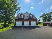 Building Photo - 677 Durham Rd