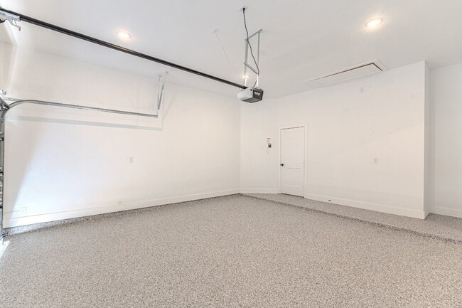 Building Photo - 676 Crested Duck Ct