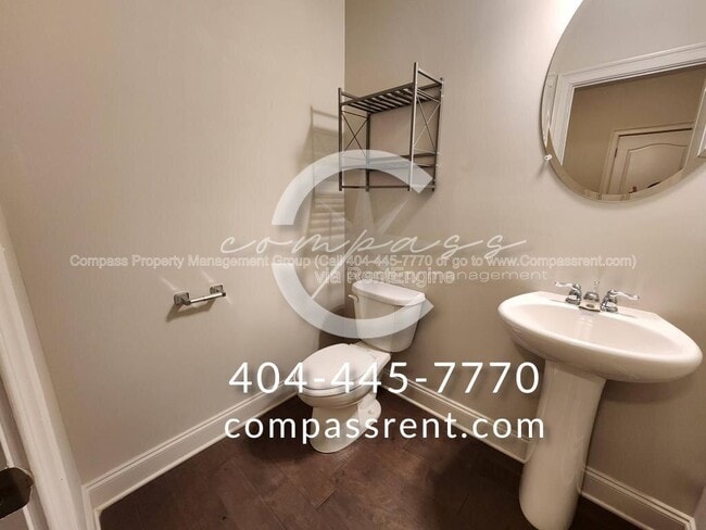 Building Photo - 2049 Brightleaf Way