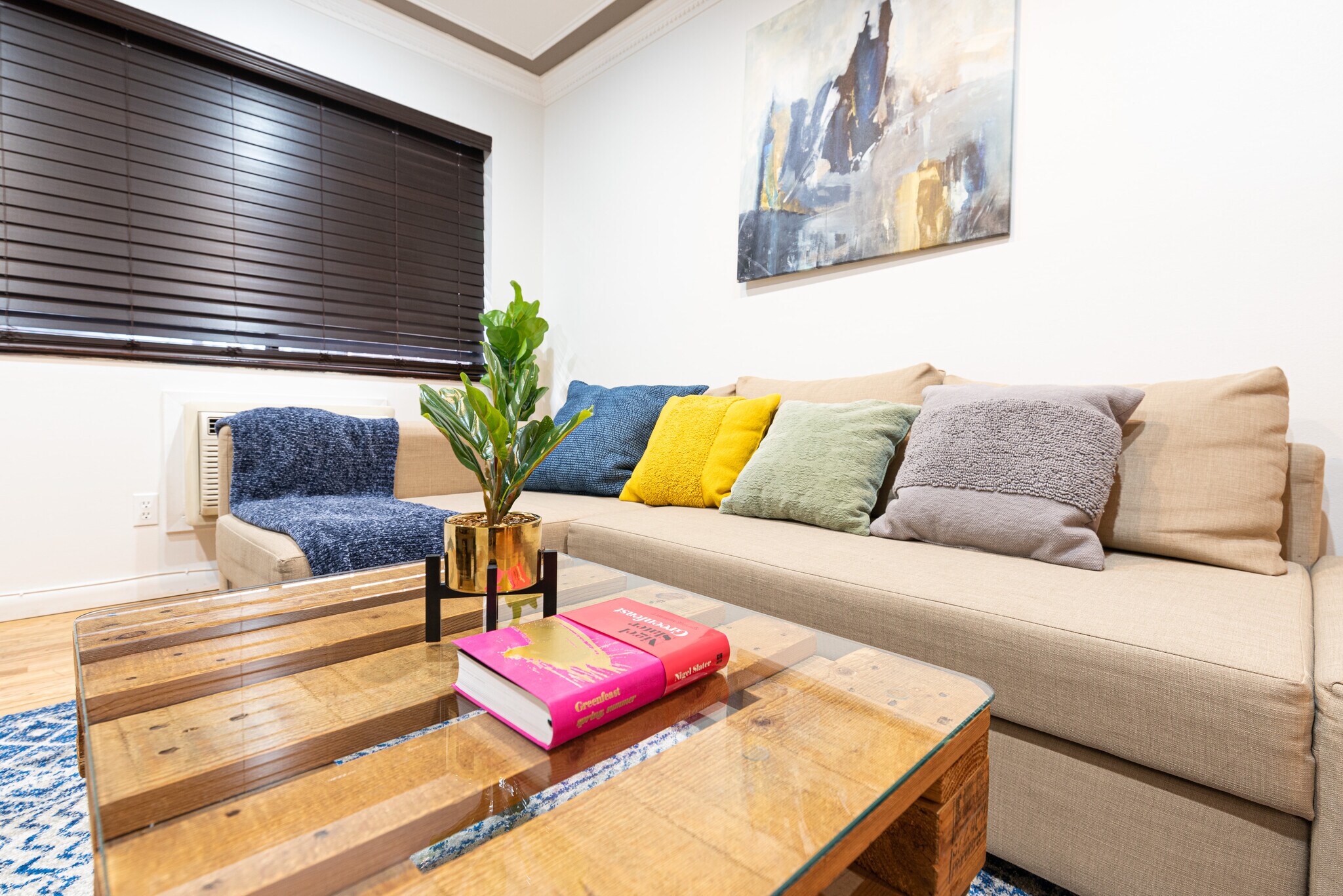 Building Photo - 74 69th St