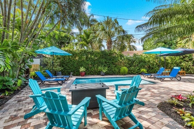 Building Photo - 1911 Parker Ave