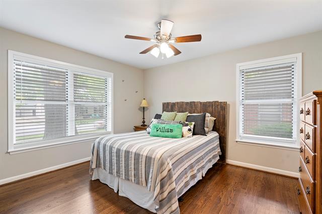 Building Photo - 9203 Livenshire Dr