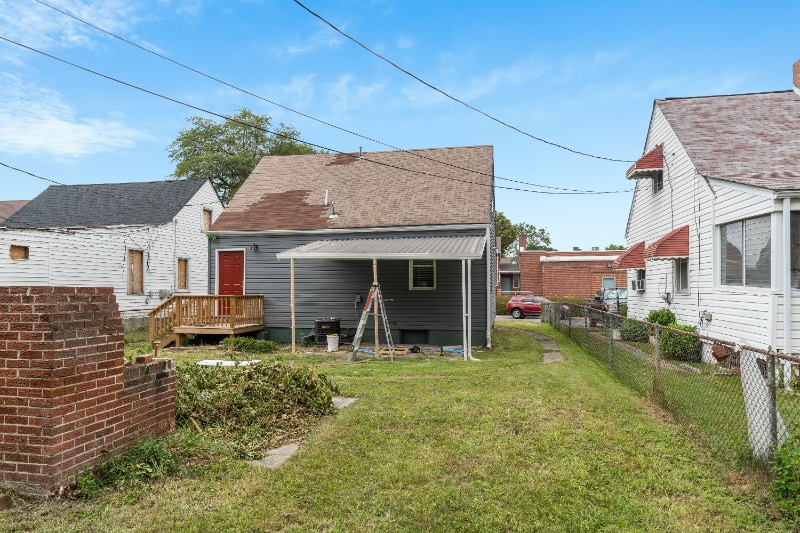 Building Photo - 127 Oak St