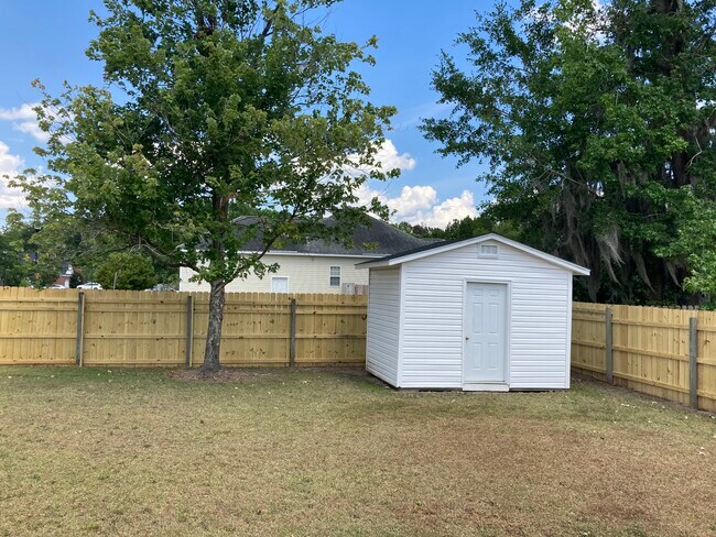 Building Photo - 3440 Southbrook Cir