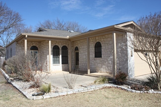 Building Photo - 1816 Woodstone Dr
