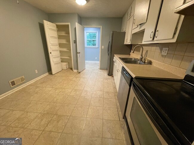 Building Photo - 5568 Rock Garden Ct NW