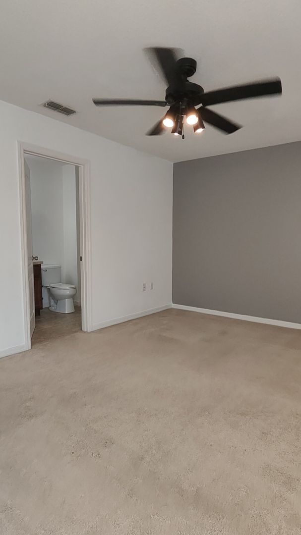 Building Photo - Prime Longwood Living 2-Bed, 2.5-Bath Townhome Near Shops & Dining