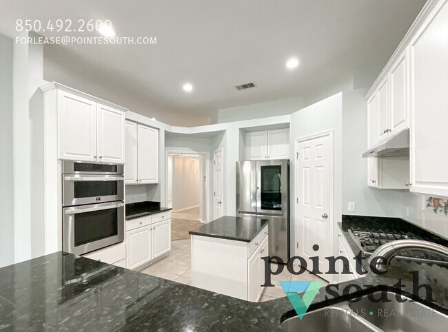 Building Photo - 9678 Westgate Cir