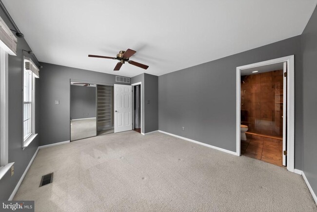 Building Photo - 4503 Fox Pointe Ct