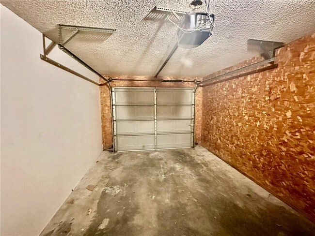 Building Photo - 3507 W Beechwood Dr