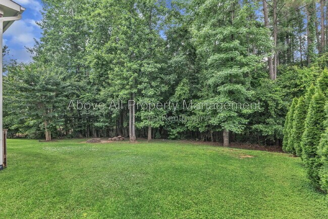 Building Photo - 8313 Henderson Rd