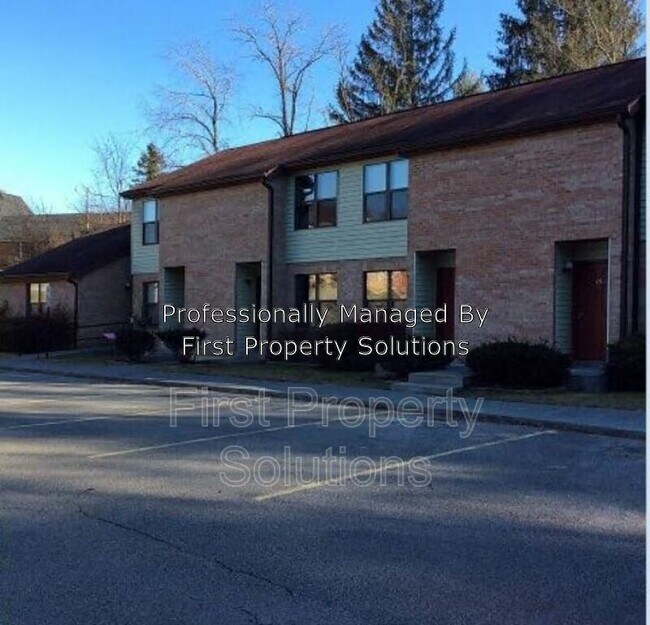 82 Beagle Club Rd 82 Beagle Club Rd Jumping Branch WV 25951