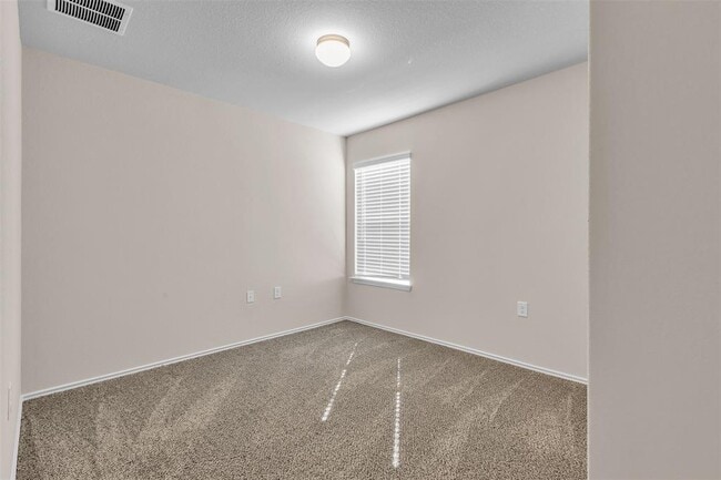 Building Photo - 9200 Furman Dr