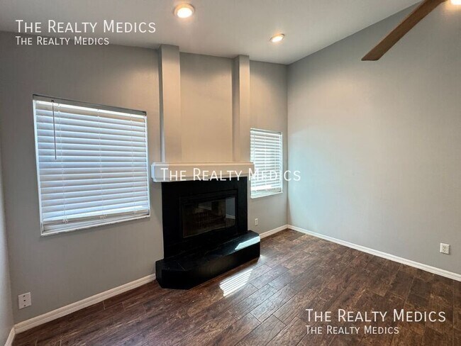 Building Photo - 2601 Bridle Dr