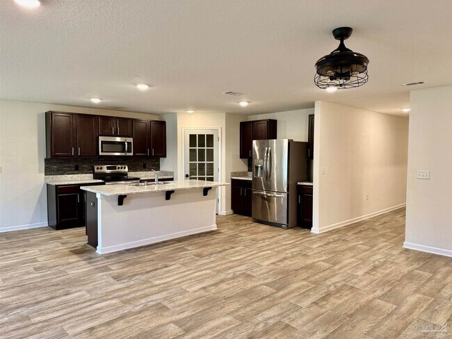 Building Photo - 6420 Churchill Cir