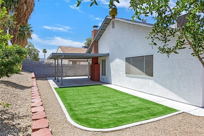Building Photo - 3125 Belvedere Dr