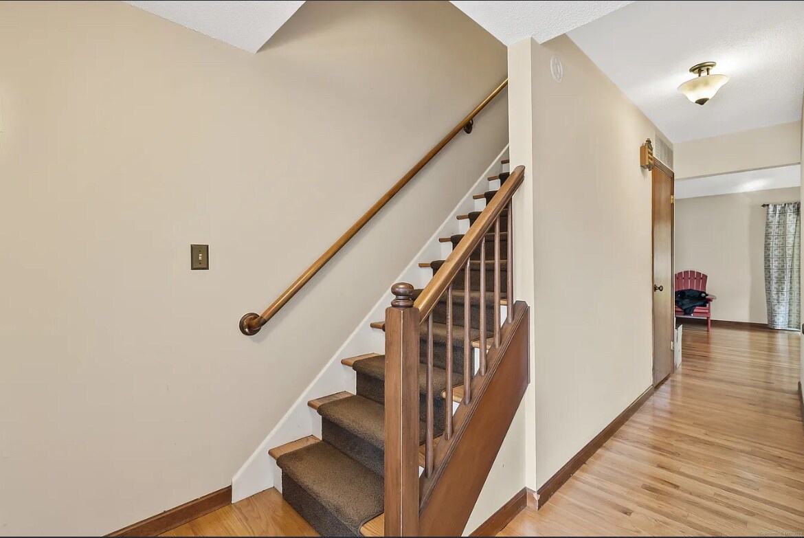 Building Photo - 1293 New Britain Ave